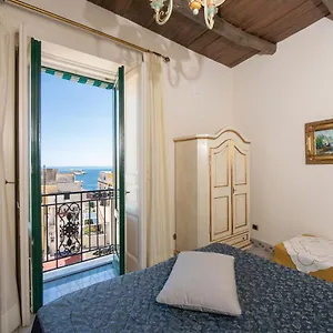 ** Casa de hóspedes Residenza Del Duca & Itália