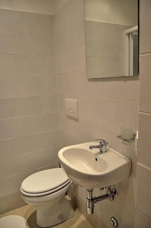 Hostel Castello Maggiore Roma
