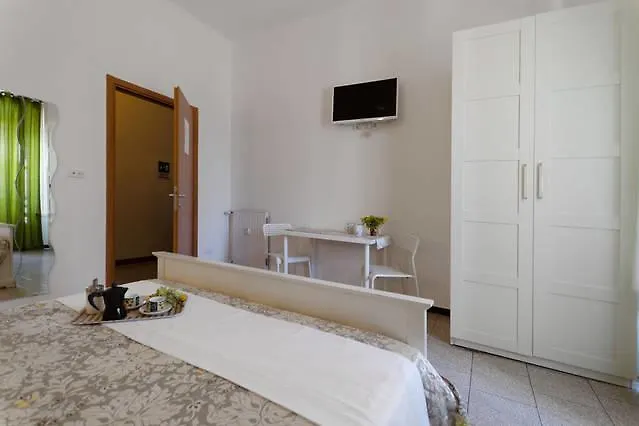 Hostel Castello Maggiore Roma Affittacamere